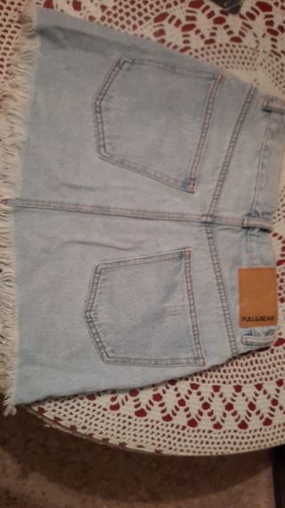 Falda pull and bear vaquera