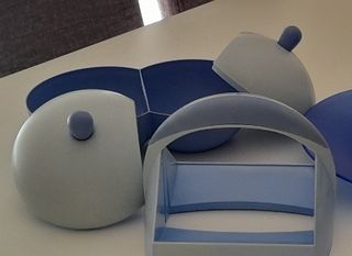 Fruteira/ caixa para bolos