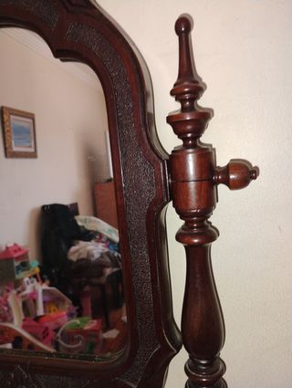 Mueble lavamanos antiguo