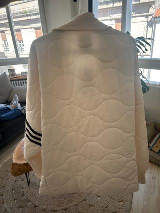 Chaqueta sin estrenar adidas