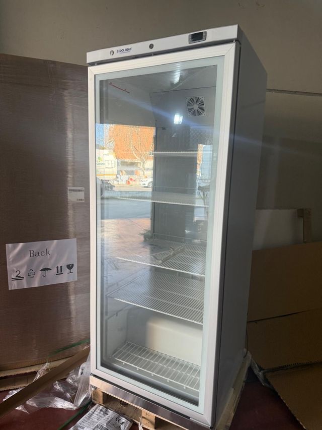 ARMARIO EXPOSITOR PUERTAS DE CRISTAL