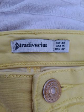 Pantalón mujer T 42. Medidas en descripción