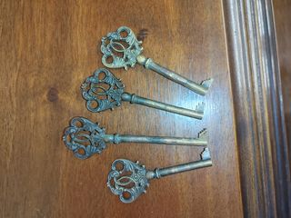 Escritorio y habitación antigua