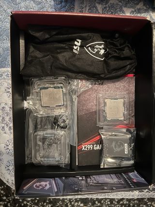 Lote X299: MSI X299 M7 ACK /i7 DL  i9 ES
