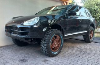 Porsche Cayenne 2004