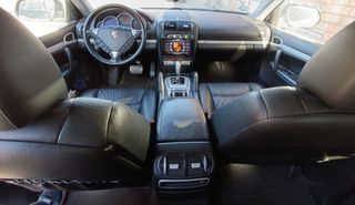 Porsche Cayenne 2004