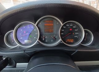 Porsche Cayenne 2004