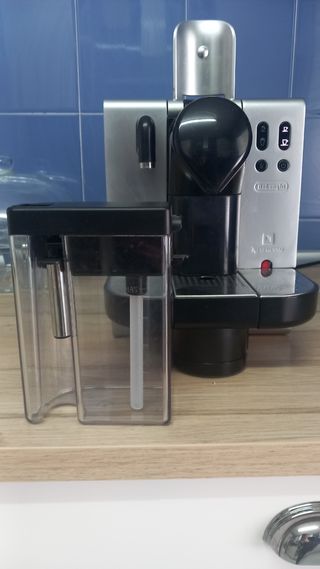 Cafetera Nespresso