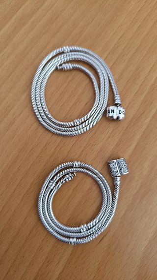 Pulsera, Collar y Charms PANDORA.