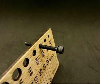 Calibre para tornillos