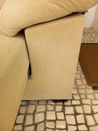 Sofá Beje 2 lugares
