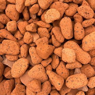 CERÁMICA Rodada 20/40 mm ROJA saco 14 kg