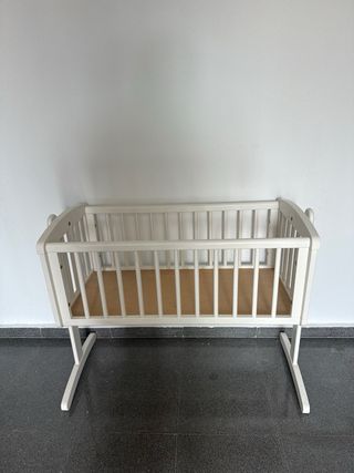 Minicuna con balanceo 