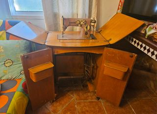 Maquina coser Singer