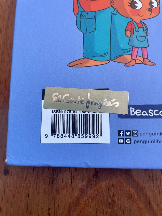 Libro infantil 4 Adri tiene miedo a la oscuridad