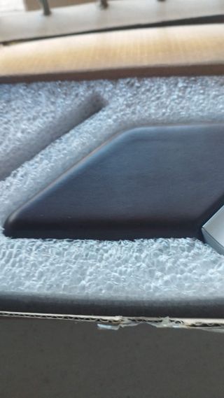 Colgador percha pared color rojo o marrón