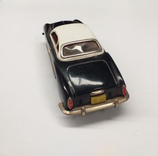 Modellino vintage auto nera in metallo