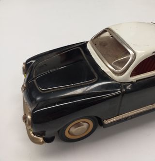 Modellino vintage auto nera in metallo