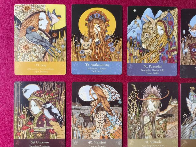 Universal Folk Oracle