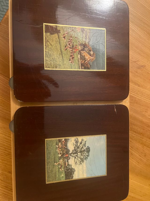 Scatola vintage con roulette e carte