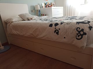 Escritorio blanco