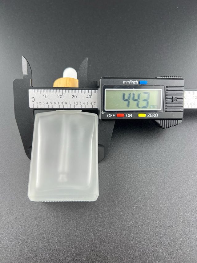 Bottiglia in vetro smussato