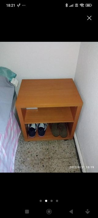 Mesillas IKEA 14€ cada una