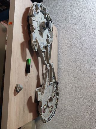 Halcón milenario de juguete años 90