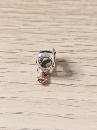 Charm corazón Mamá Minnie Mouse Disney