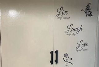 Adhesivo decorativo nuevo