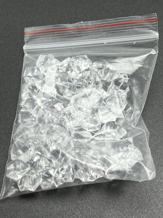 Cupola in vetro con base in legno e LED