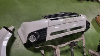 Subaru forester 2011. Parachoques y mas recambios