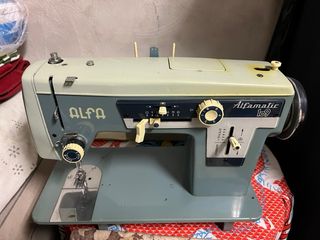 Maquina de coser Alfamatic 109