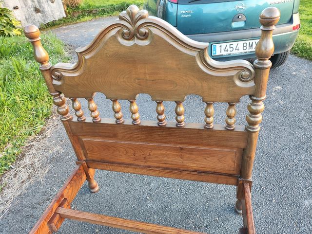 Cama Antigua dos iguales