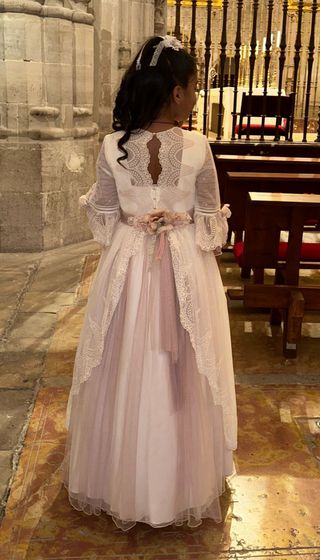 Vestido de comunion una sola puesta.