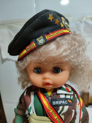 Muñeca funcionando militares mili ejercito 