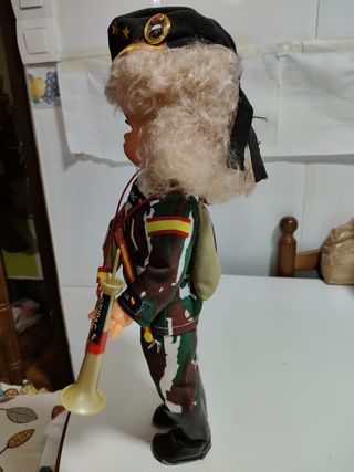 Muñeca funcionando militares mili ejercito 