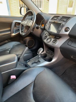 Toyota RAV4 2008
