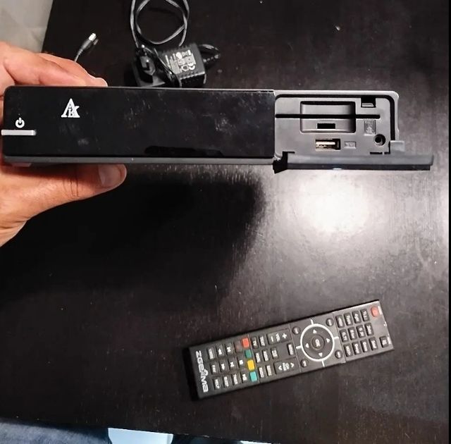 Receptor Decoder Satellite ZGemma H5.2S S2X TDT T2