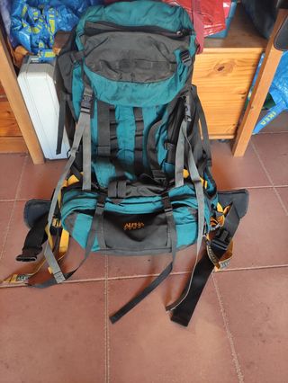Mochila para alpinismo de varios días