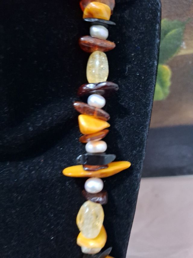 Collana in vera ambra e perle lunga cm80.
