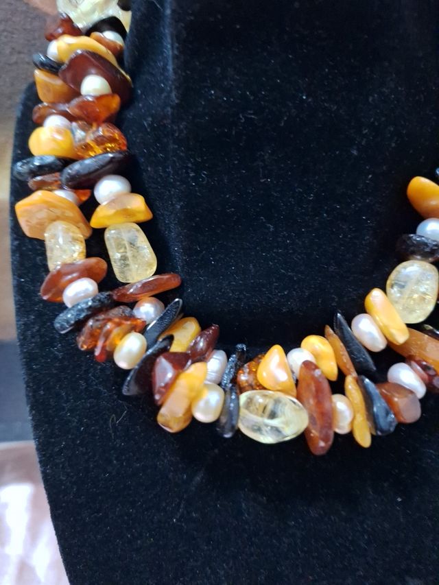 Collana in vera ambra e perle lunga cm80.