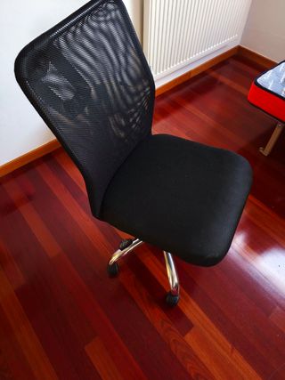 2 sedie da scrivania (2 per 45 euro)