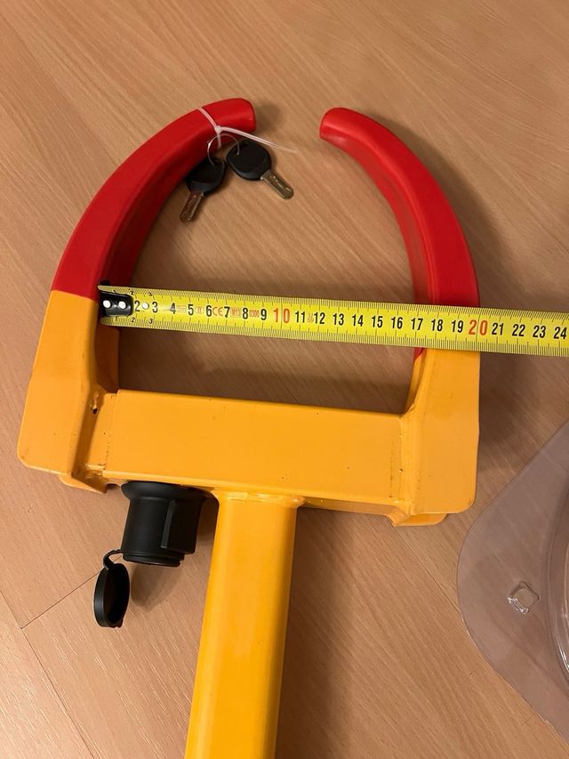 Morsetto per ruote per auto o camper