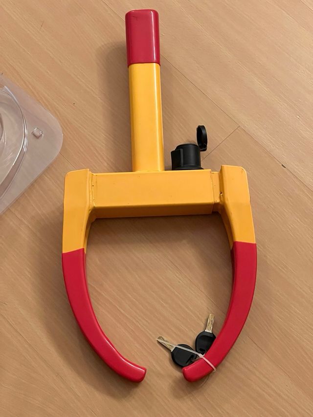 Morsetto per ruote per auto o camper