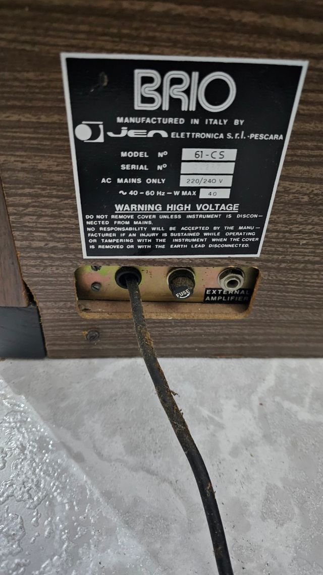 ÓRGANO JEN BRIO 61 CS