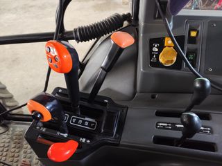 Se vende tractor