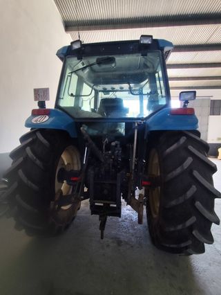 Se vende tractor
