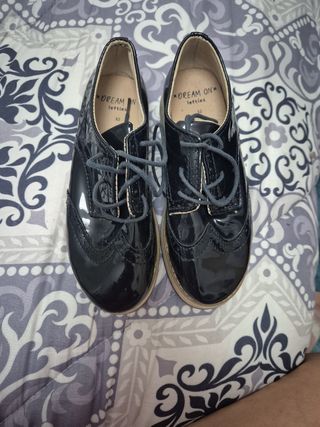 Zapatos de niña