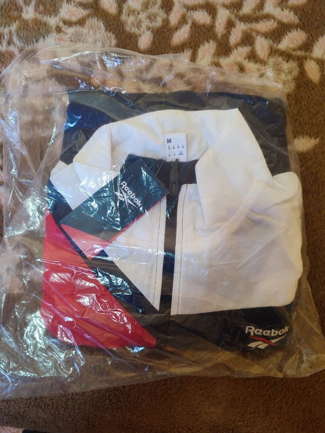 Chaqueta chandal clasica Reebok